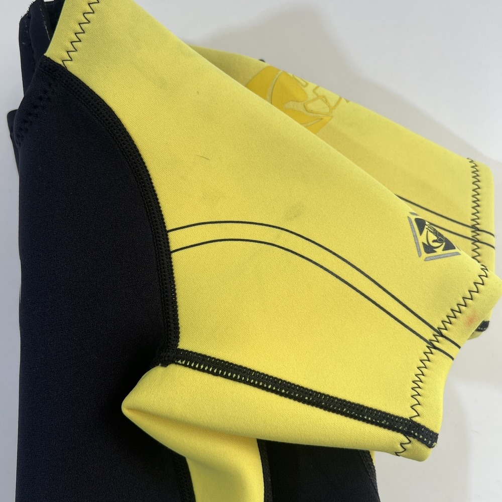 Body Glove Kids Wet Suit Child's‎ Size C2 Yellow & Black - Picture 9 of 9